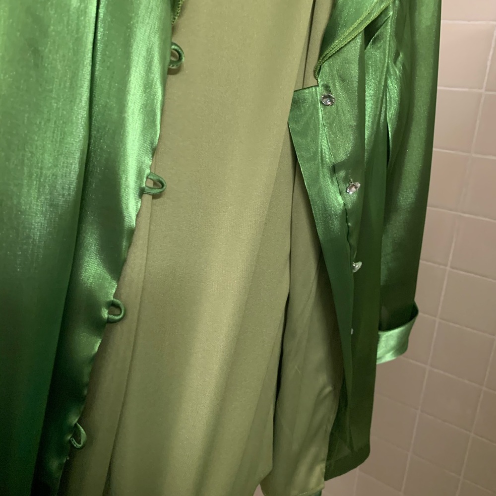 Blouse - Picture 8 of 9